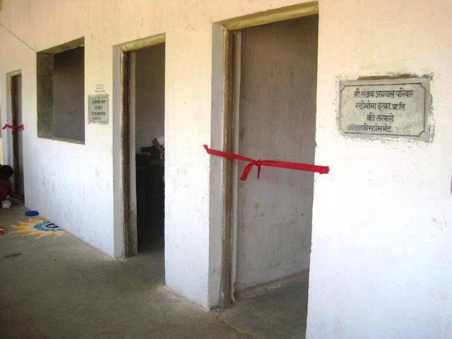 Inauguration of Classroom provided to School at Manor Mar’15